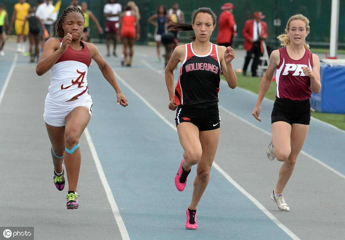 釘鞋品牌排行榜：這3個(gè)品牌的釘子鞋很受大家歡迎，你更喜歡哪一個(gè)