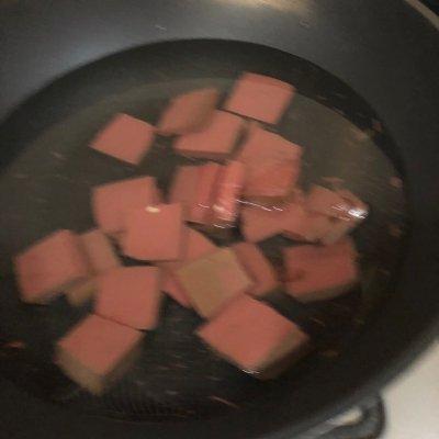 血豆腐的家常菜詳細做法(血豆腐菜譜)